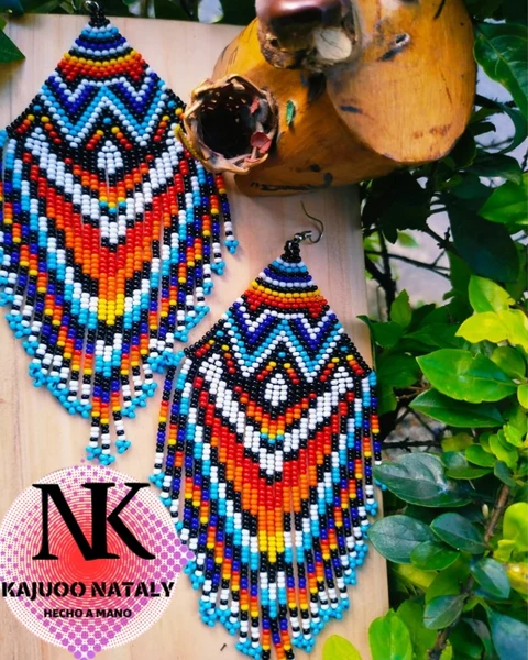 Aretes etnicos