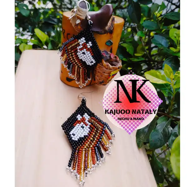 Aretes caballos